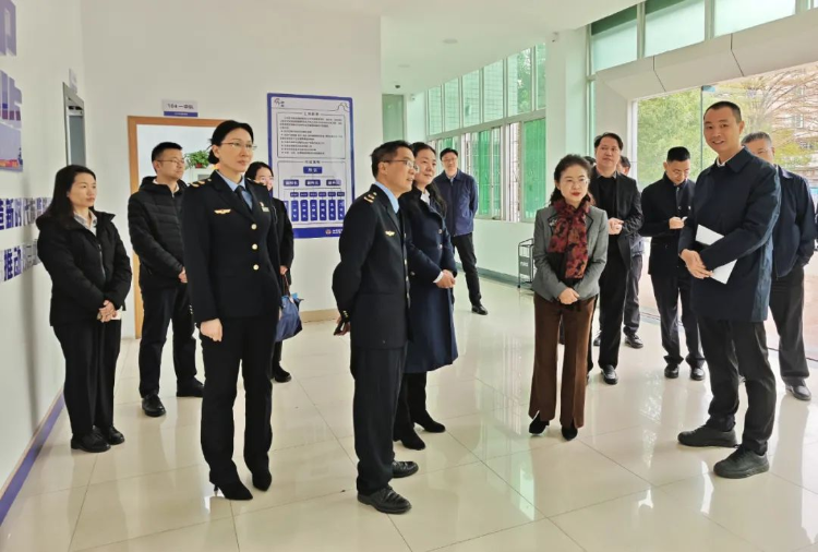 六合彩开奖直播
副局长王玲率队到佛山基层市场监管所调研